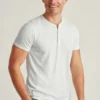 Jetsetter Performance Short Sleeve Henley