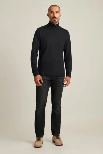 Jetsetter Performance Turtleneck