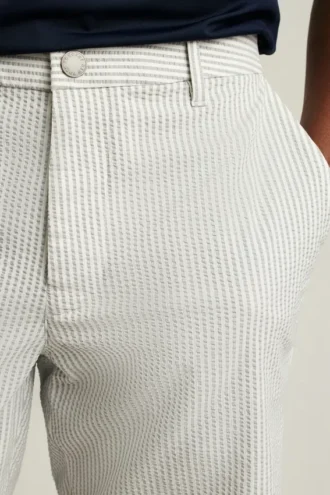 Performance Seersucker Golf Short