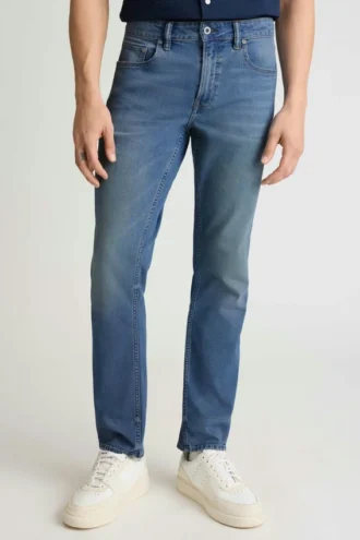 Redefine Comfort with Bonobos Stretch Lightweight Jeans
