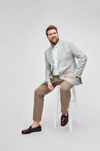 unconstructed italian linen blazer in extended sizes 1 330x495 - Unconstructed Italian Linen Blazer in Extended Sizes