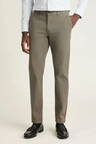 Unlock Effortless Style with Bonobos Stretch Mens Chinos 2.0