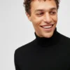 Washable Merino Turtleneck Sweater